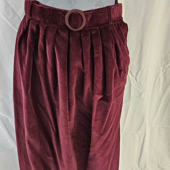 Vintage 70's wine Blazer & Skirt - Picture 11 of 15